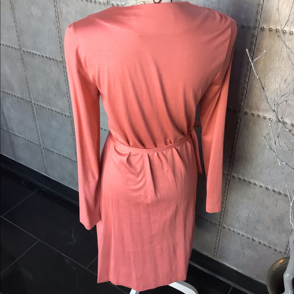 Dress - Picture 2 of 6